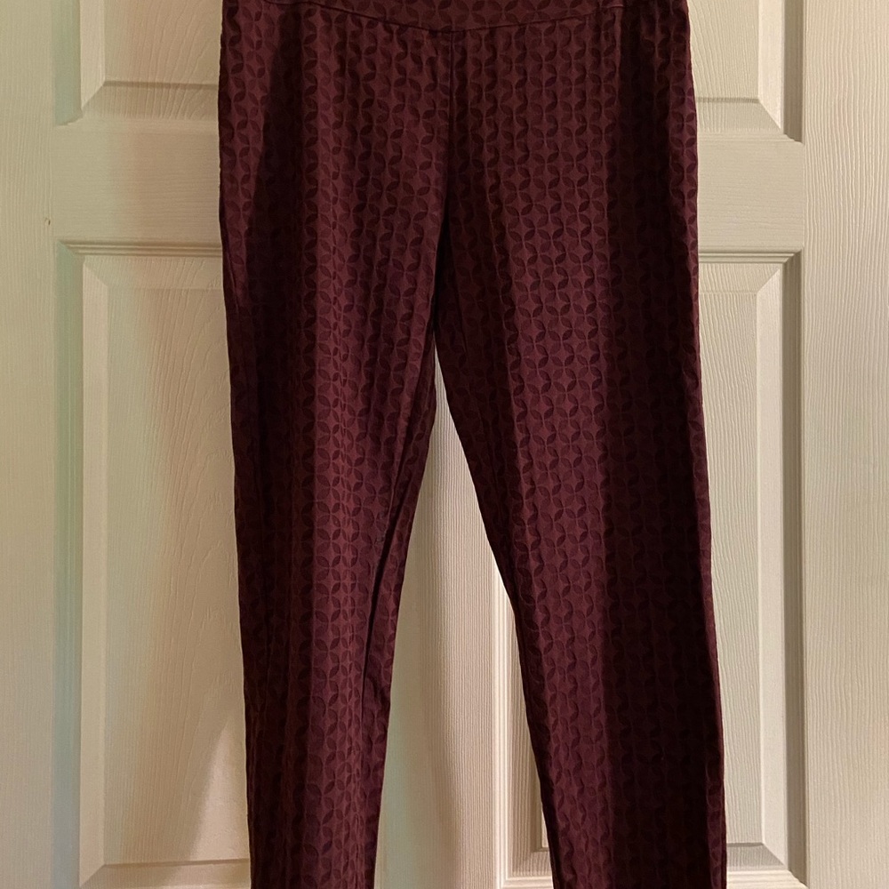 Zac & Rachel maroon stretchy casual slacks 10 petite
